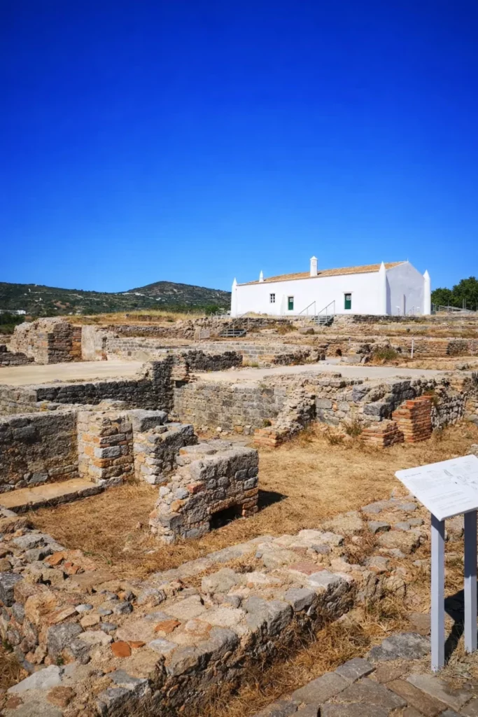 archaeological ruins white chapel portugal