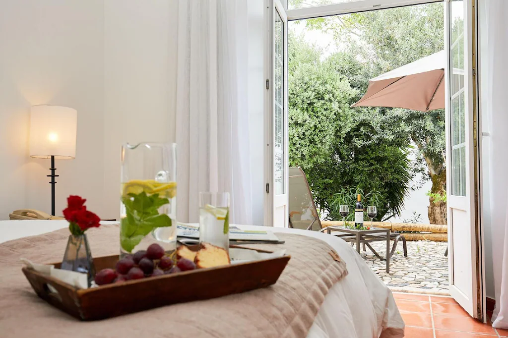 Pateo Dos Solares Charm Hotel — Estremoz