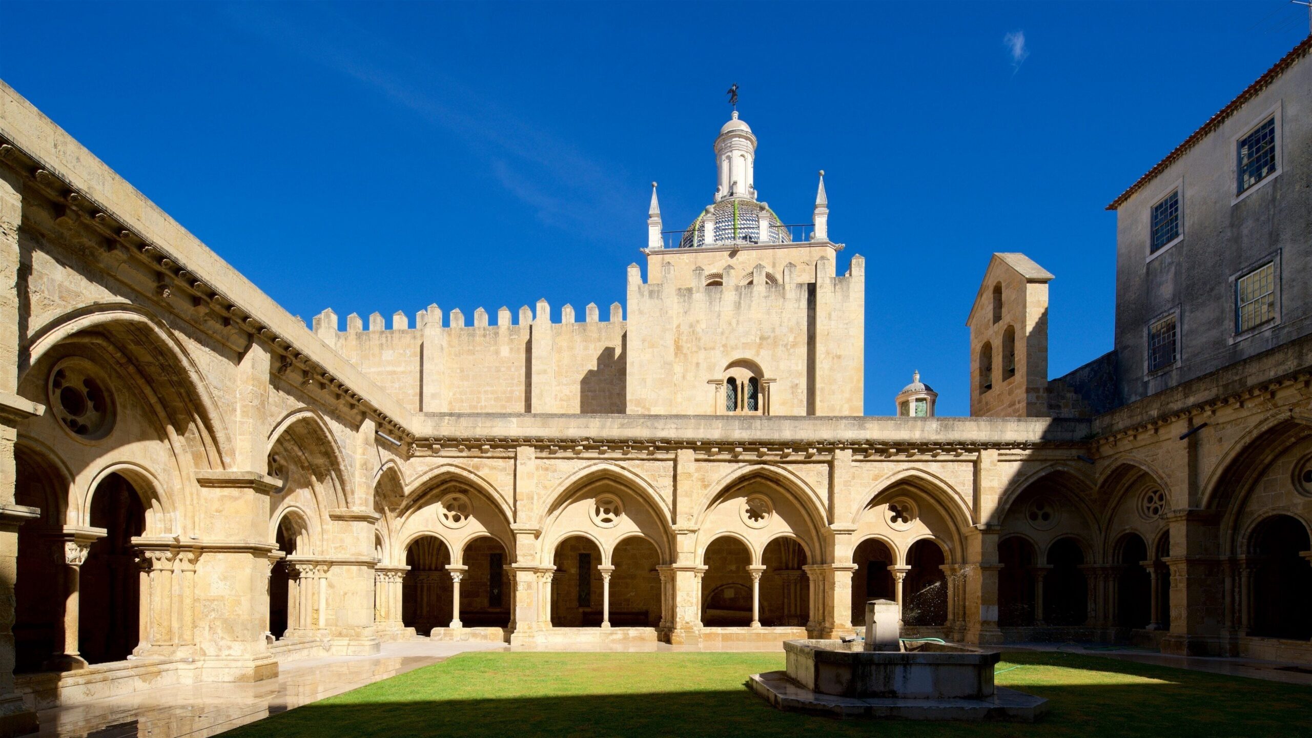 Monastery of Santa Cruz (National Pantheon) — Coimbra