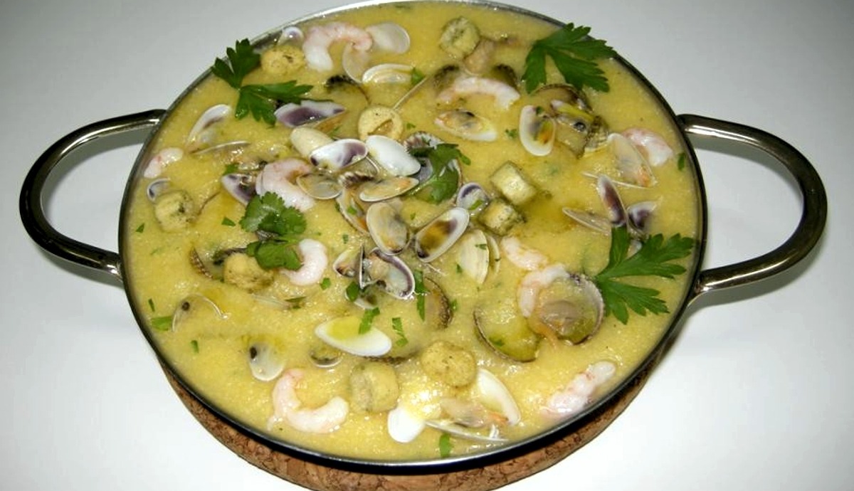 Xerém de conquilhas — Armacao de Pera